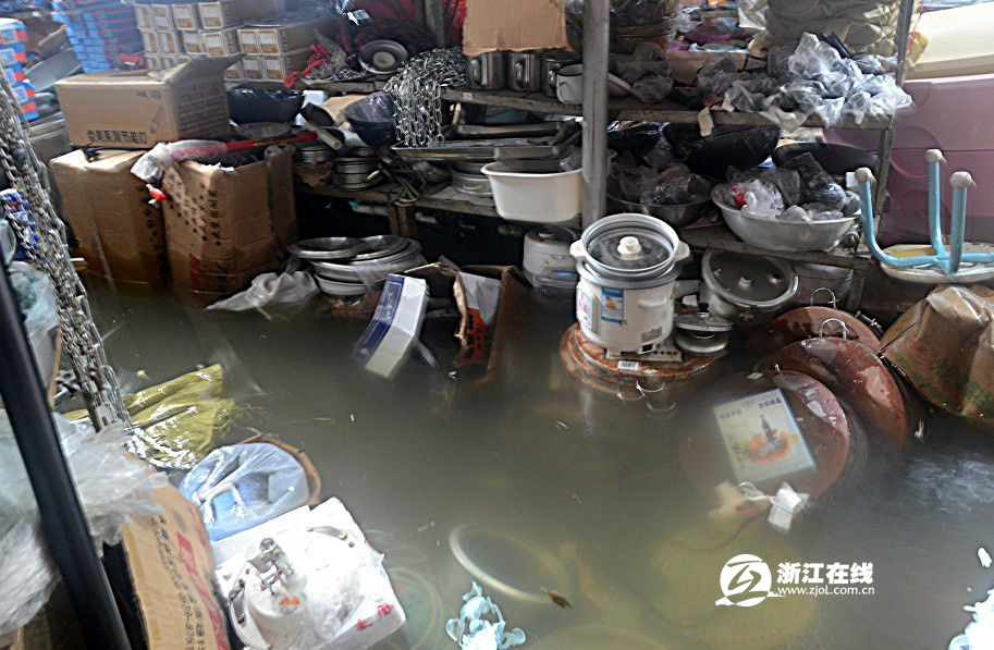 浙江余姚水災災情嚴重 城區超七成被淹水電通訊中斷