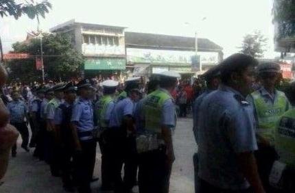 打砸事故現場。