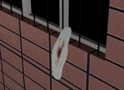 女高空拋下衛生巾