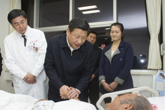 習(xí)近平要求追究青島爆燃事故相關(guān)人員責(zé)任1