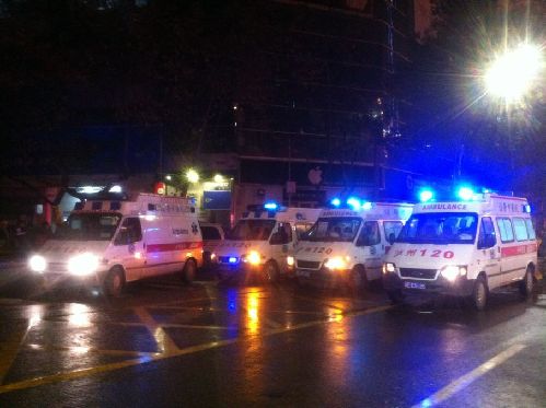 瀘州江陽區摩爾商場發生爆炸17