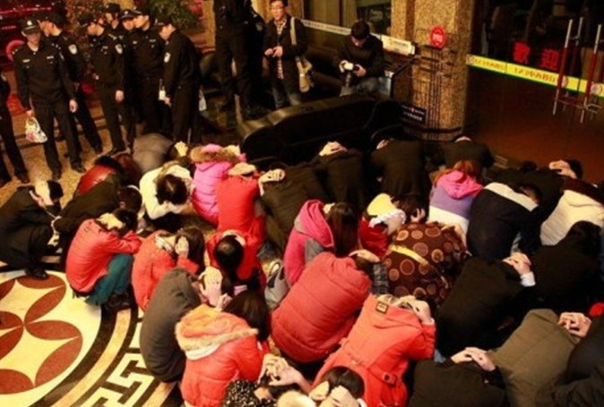 東莞掃黃致色情產業鏈斷裂 20萬人另謀生計