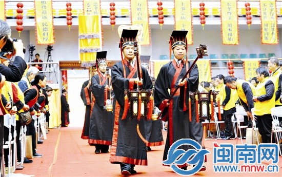 祭祀大典按傳統禮數進行，持續一個多小時