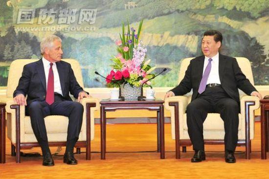 習近平會見美國國防部長哈格爾(圖)