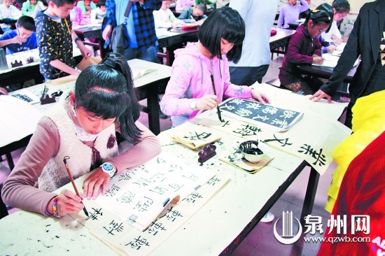 惠安實驗小學豐富多彩的書法第二課堂